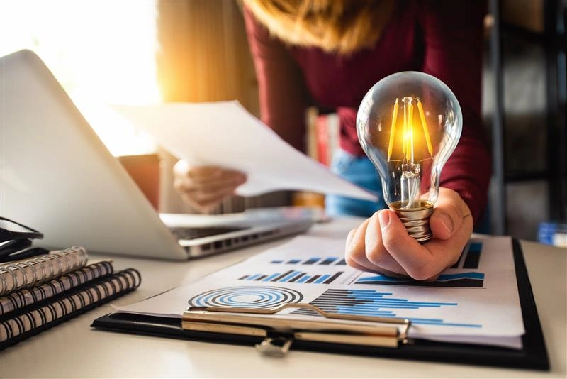 Best drone consulting company BG Lightbulb graphs